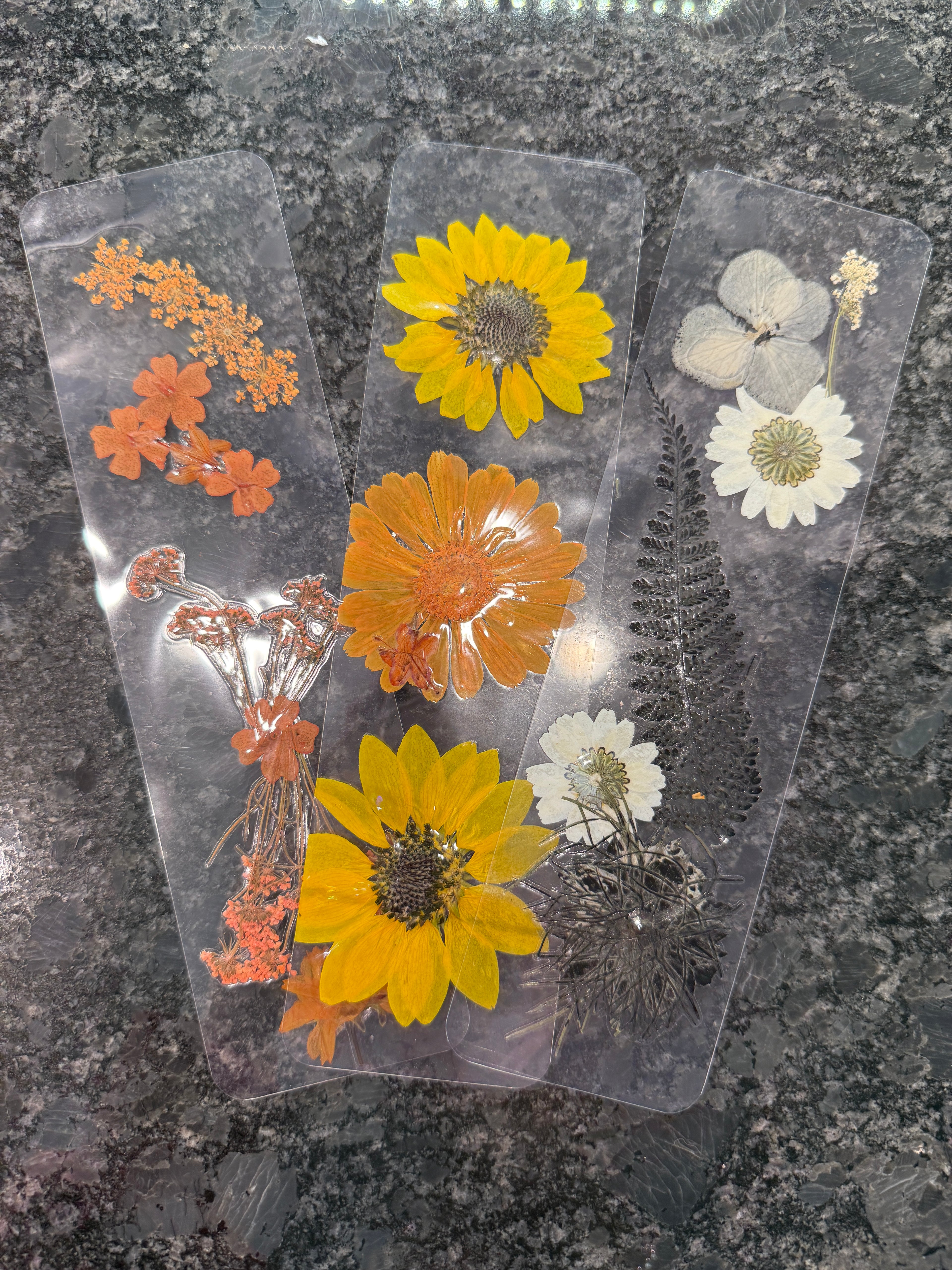 Dried Flowers Bookmark Set – Bundle of 3 Large Pressed Flower Bookmarks 🌸✨