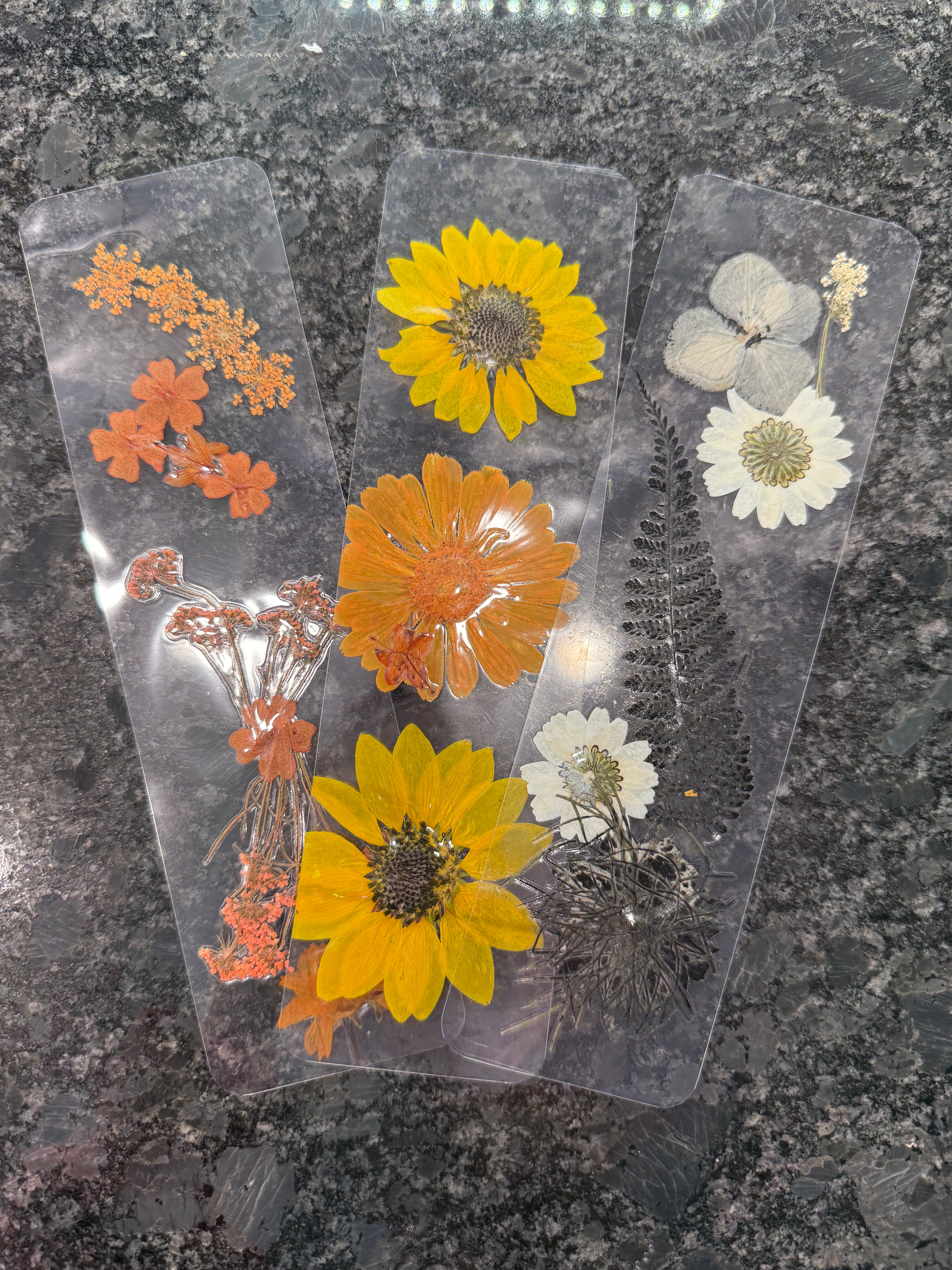 Dried Flowers Bookmark Set – Bundle of 3 Large Pressed Flower Bookmarks 🌸✨